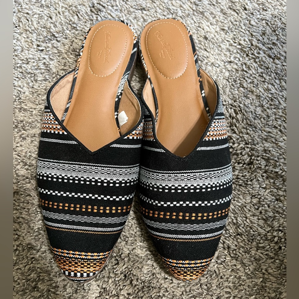 Black striped mules